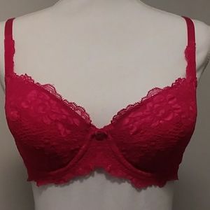 VICTORIA'S SECRET LACE BRA 34C